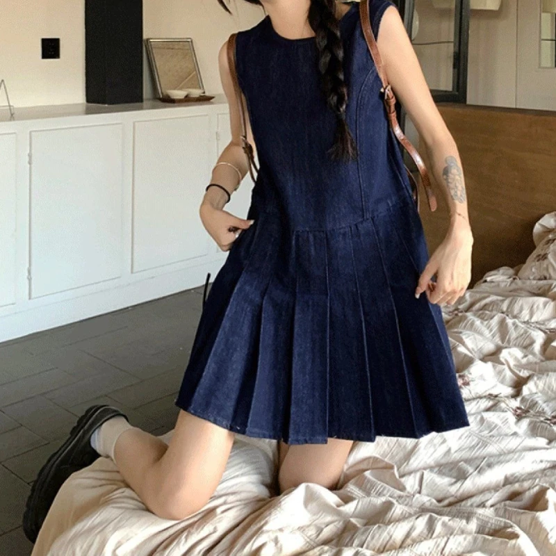 

Retro Artistic Round Neck Denim Vest Skirt, Summer Women's Loose Dress, Short A-line Pleated Skirt