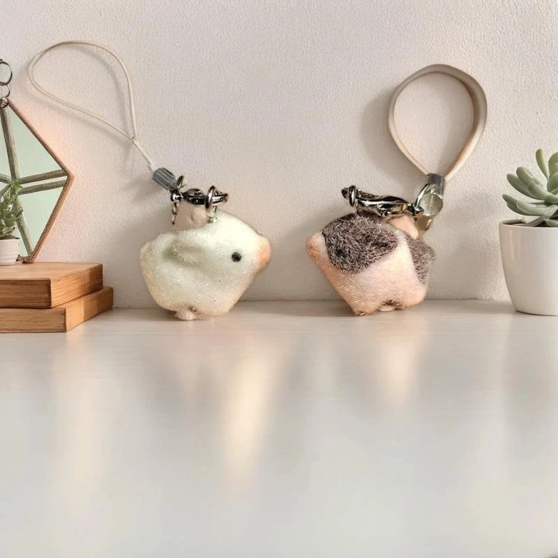 1Pc Resin Flocking Cute Mini Pig Keychains For Friend Gift Fluffy Lovely Boar Animal Pet Pendant Bag Earphone Case Phone Lanyard