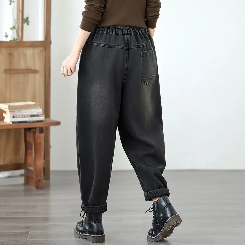 Retro velvet thick fashion street jeans women's winter new letter print loose casual fashion artistic harem pants