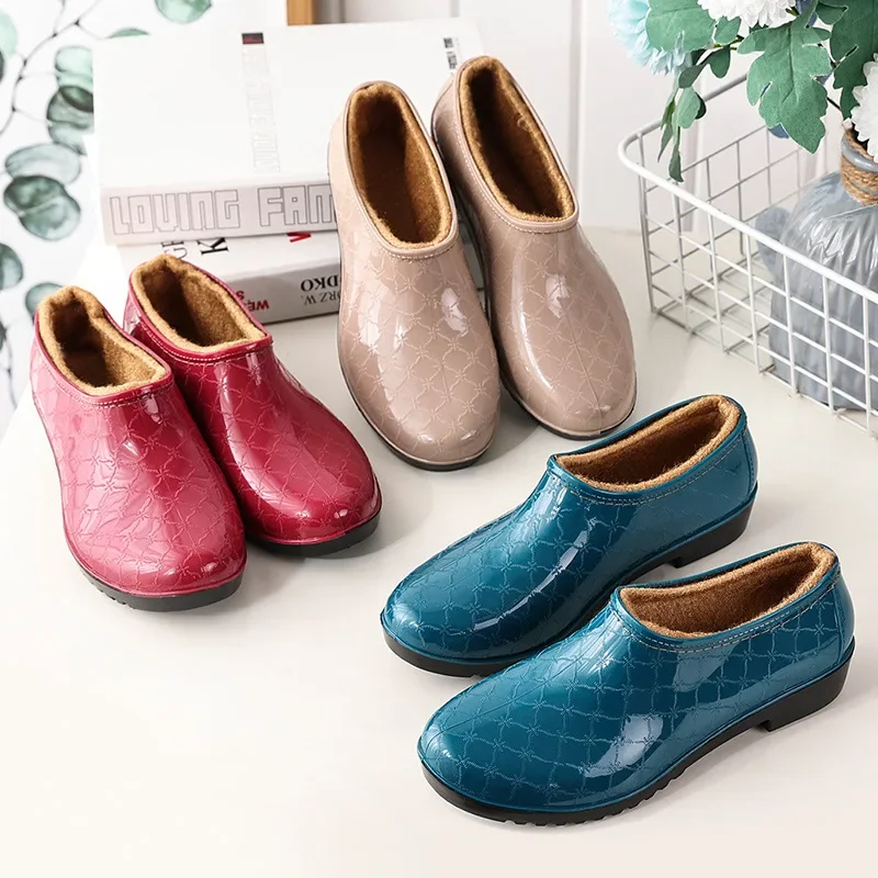 2024 New Style Rain Boots for All Seasons Waterproof Rain Boots Plus Velvet Warm Work Car Wash Shoes Kitchen Work Rain Boots