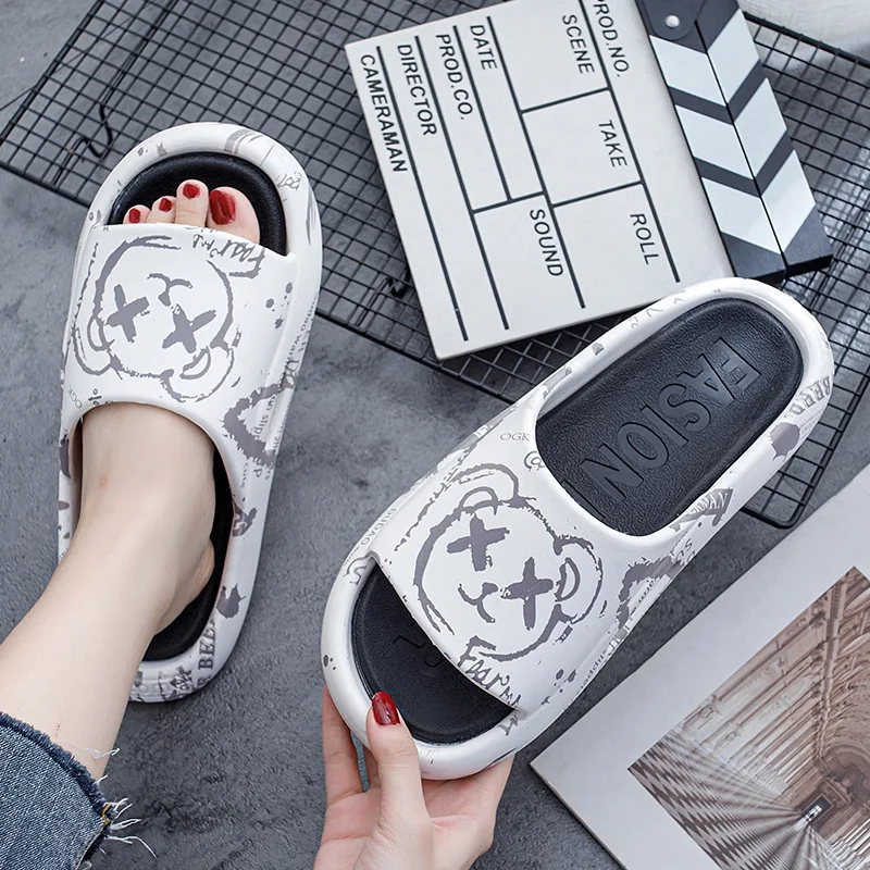 

New Women Slippers Thick Platform Sandals Men Summer Home Slippers Indoor Mute Soft-soled Flip Flops Couple Non-slip Slipper