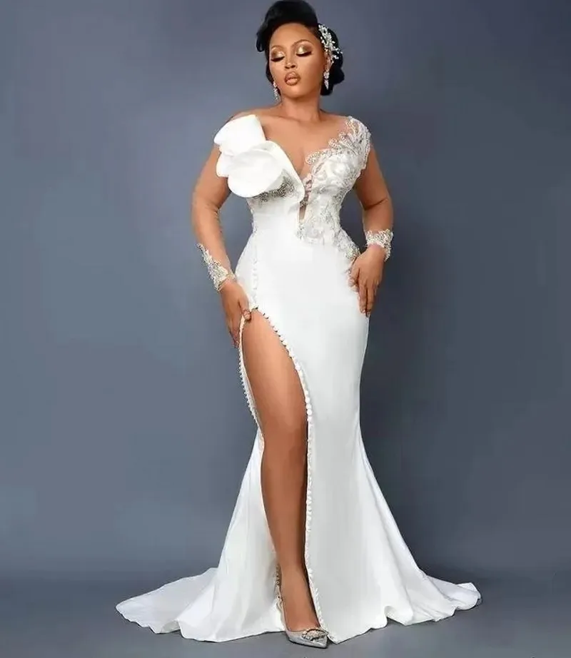 

Vintage Arabic Aso Ebi Mermaid Lace Crystals Wedding Dress Illusion Neck Side Split Detachable Train Overskirts Bridal Gowns