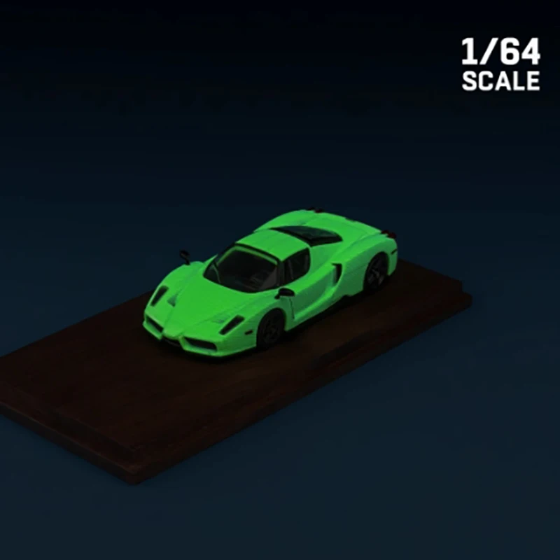 다이캐스트 오리지널 1:64 스케일 ENZO 시뮬레이션 합금 자동차 모델 정적 디스플레이 소장품 선물 장난감 기념품 장식