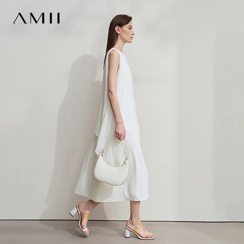 AMII Abito da sera di lusso minimalista Donna 2025 Vacanza estiva O Collo senza maniche Pezzo galleggiante irregolare Abiti Cami 12542203