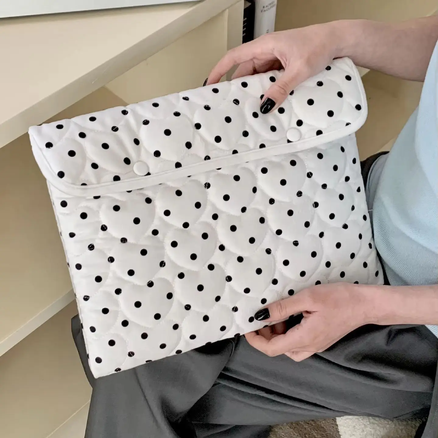 Uroczy pokrowiec na laptopa w kropki do Macbooka Air13 13.6 pro13 Huawei Samsung Dell HP LG 14 cali Koreański styl Lekka torba na laptopa — zdjęcie produktu 3