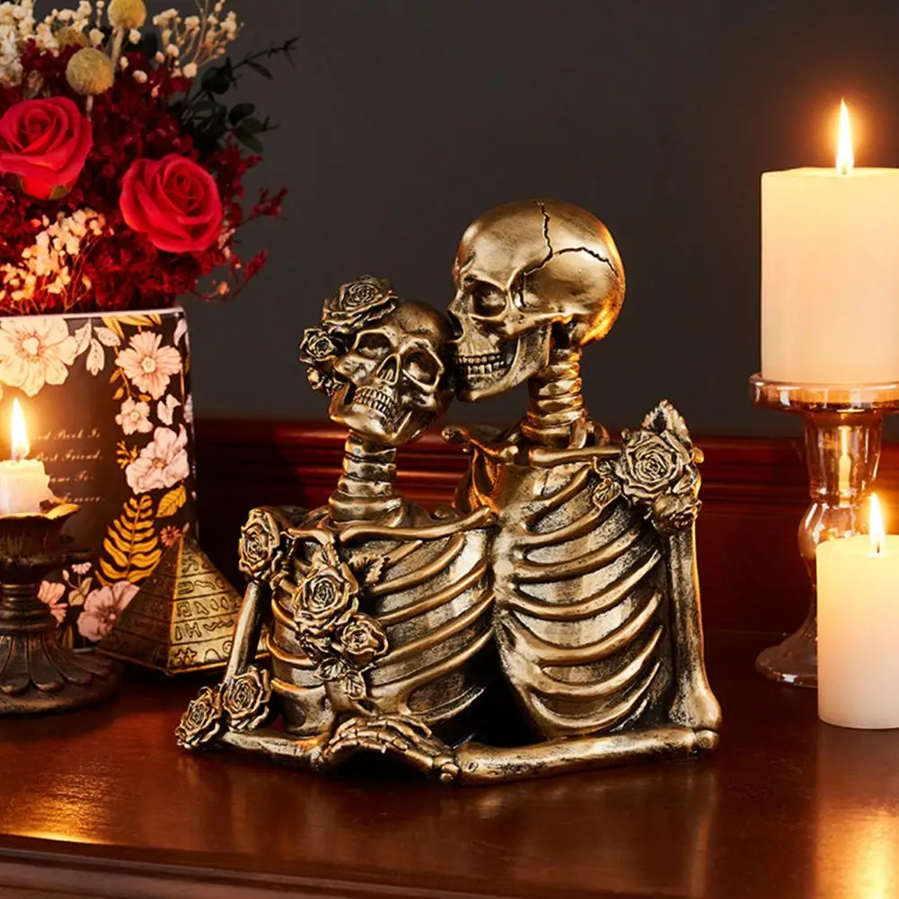 Vintage Gothic Couple Skeleton Figurine Halloween Rose Skull Resin Statue Sculpture Home Office Desktop Decoration