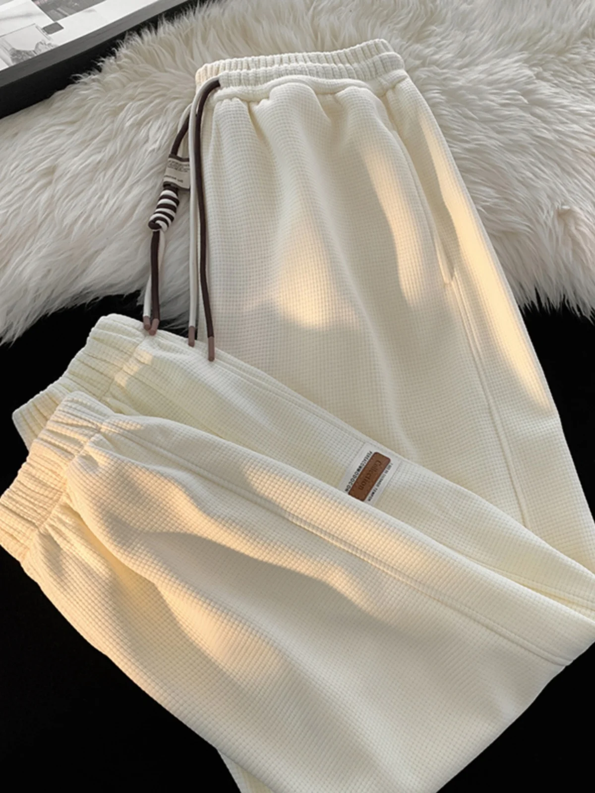 

Men's Straight Leg American Baskeall Sports Pants Spring Autumn Loose Fit Casual Long Trousers Cuffed Sweatpants