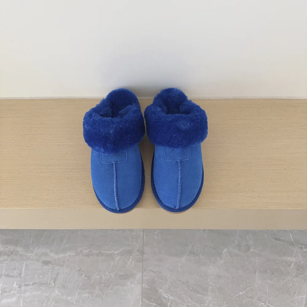 Winterliche Indoor-Beidou-Hausschuhe aus Schaffell und Fell für Frauen und Kinder. Weiche Hausschuhe mit flachem Absatz für den Außenbereich. – Detail 16