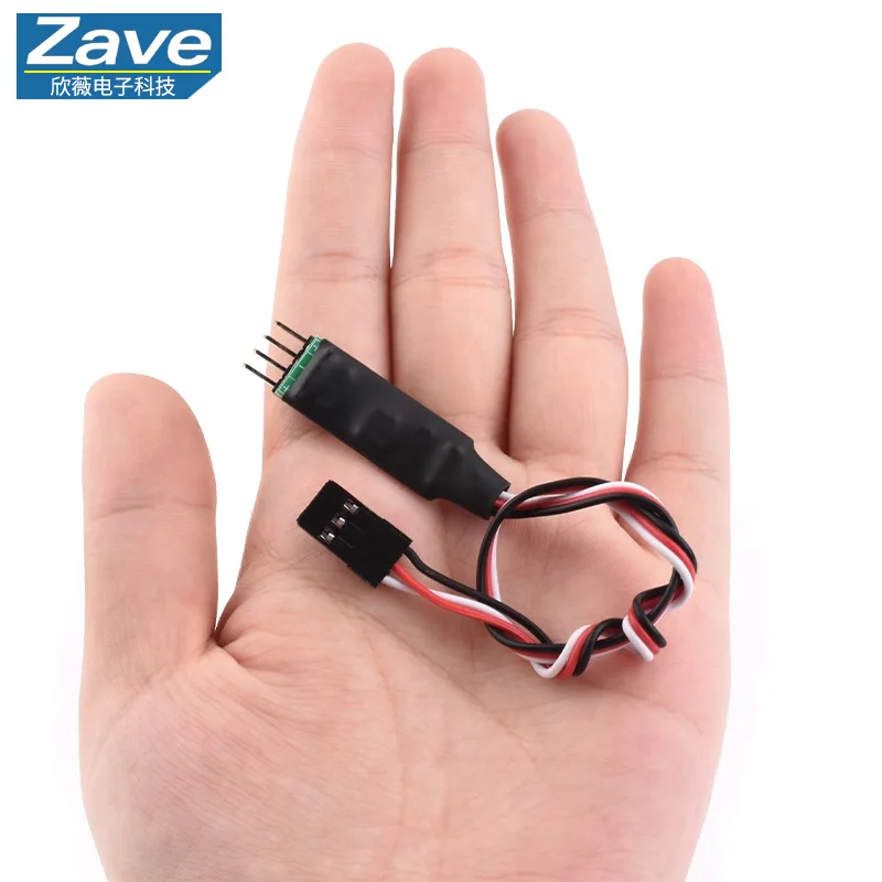 The control board for the third - channel switch of the model remote controller controls the model car lights, which have strobe