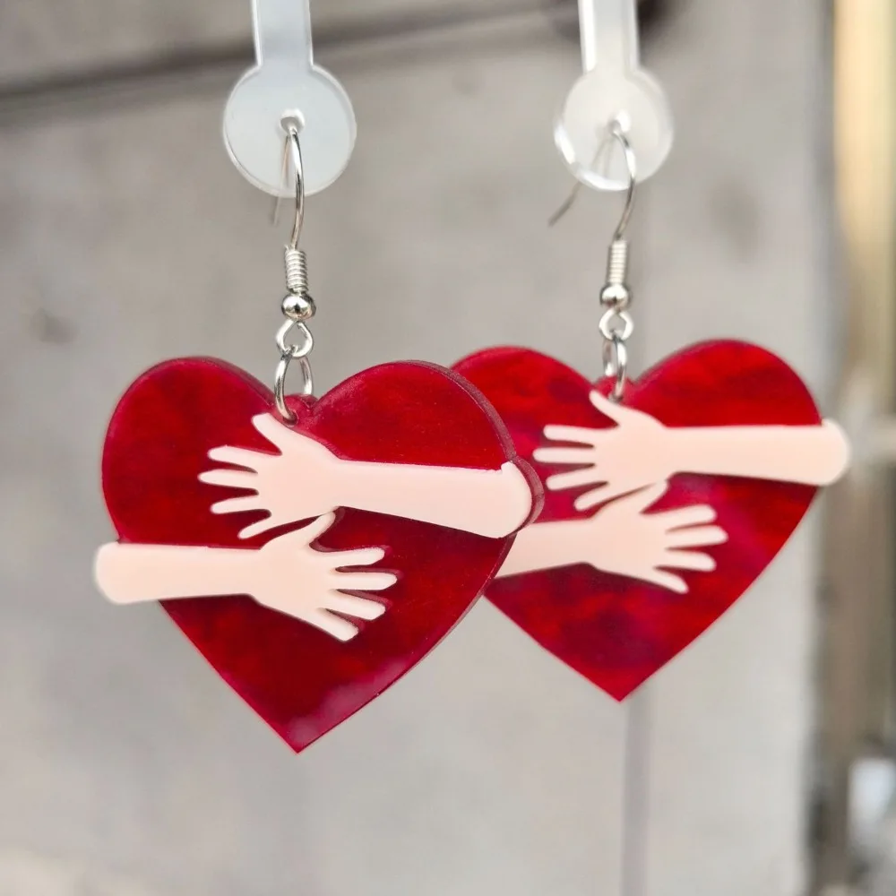 2D Flat Acrylic Hugging Hands Red Heart Dangle Earrings Love Embrace Drop Earrings Romantic Valentine Jewelry Gift for Women