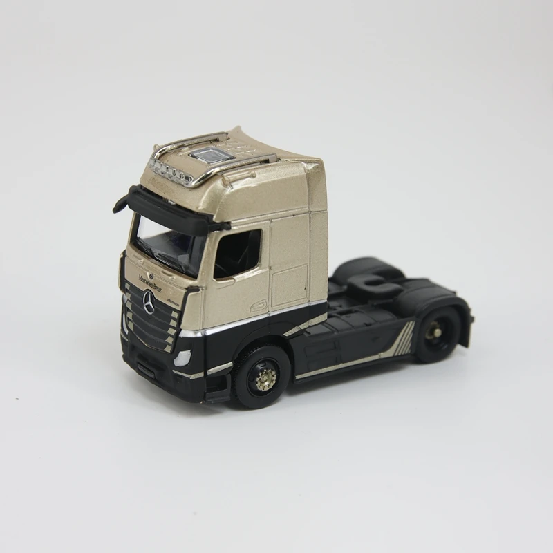 

Maisto 1:64 simulation Mercedes Benz heavy-duty truck Actros alloy trailer model Mini static car rich in details finely crafted