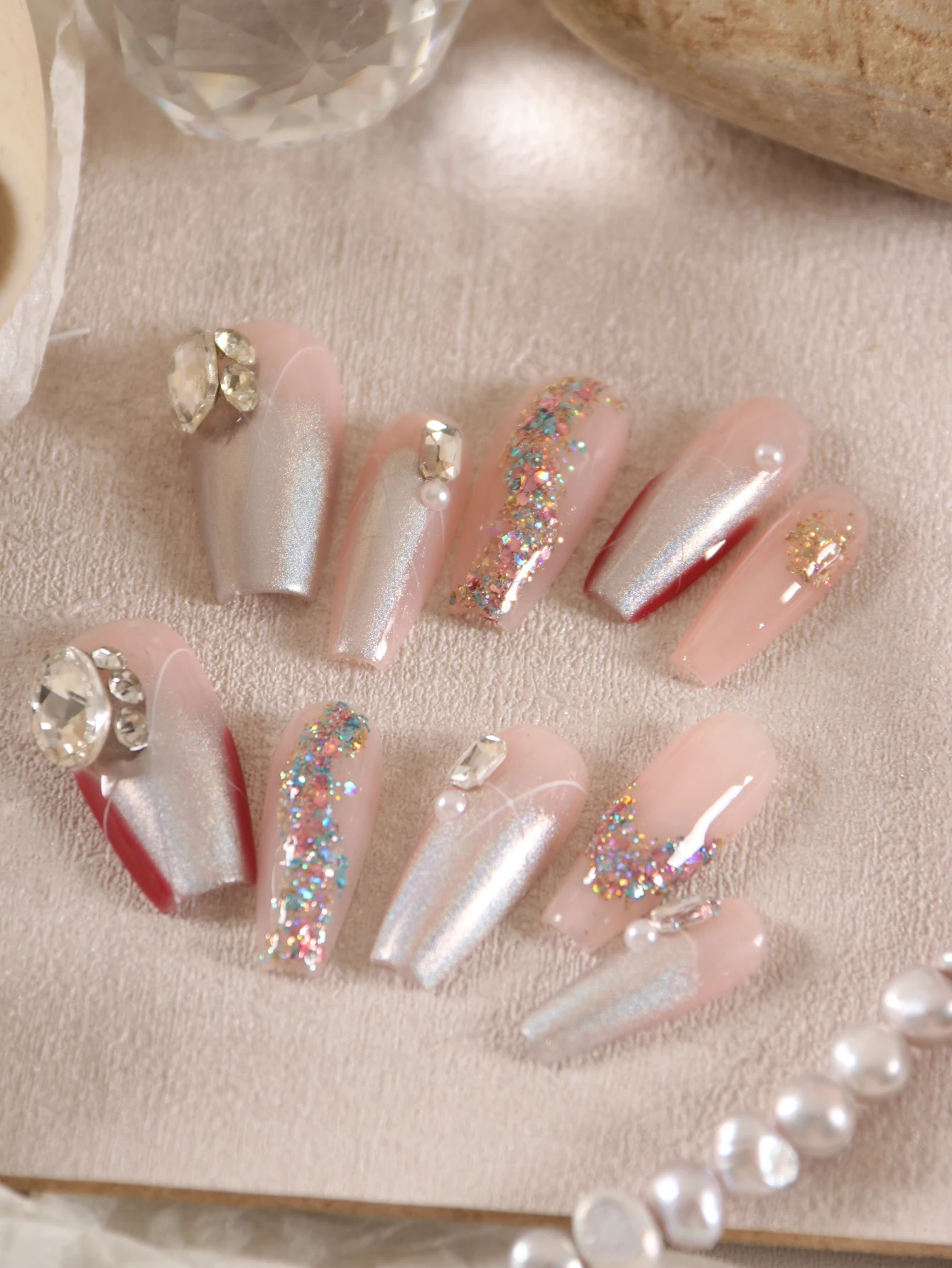 10 Stück Aufklebenägel Kurze Rosa Silberne Glitzer-Diamant Aufklebenägel Inklusive 1 Blatt Klebestreifen & 1 Stück Mini-Feile