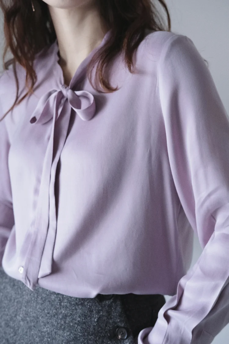 

Пастельно-фиолетовый Ele Lady Long Sve Silk Sa irt, весна 2022, чистый цвет, прямой вырез, V-образный вырез, застежка на пуговицы