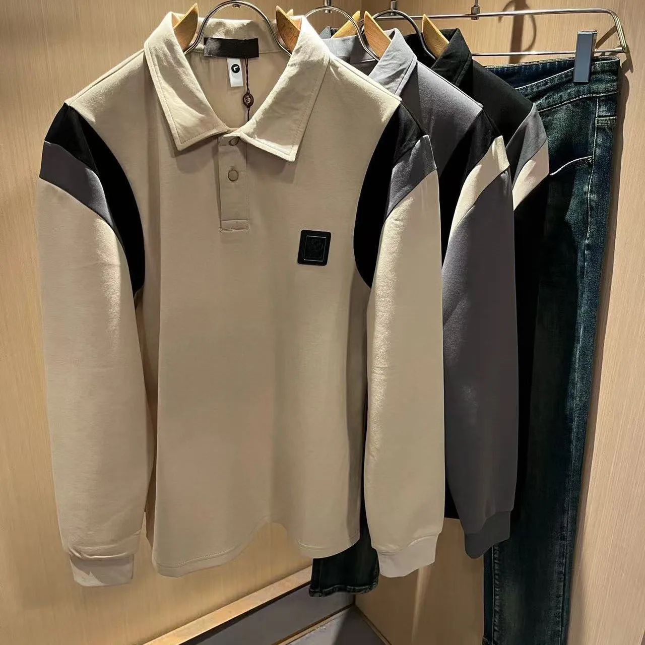 

Italian LP lapel casual solid color sweater