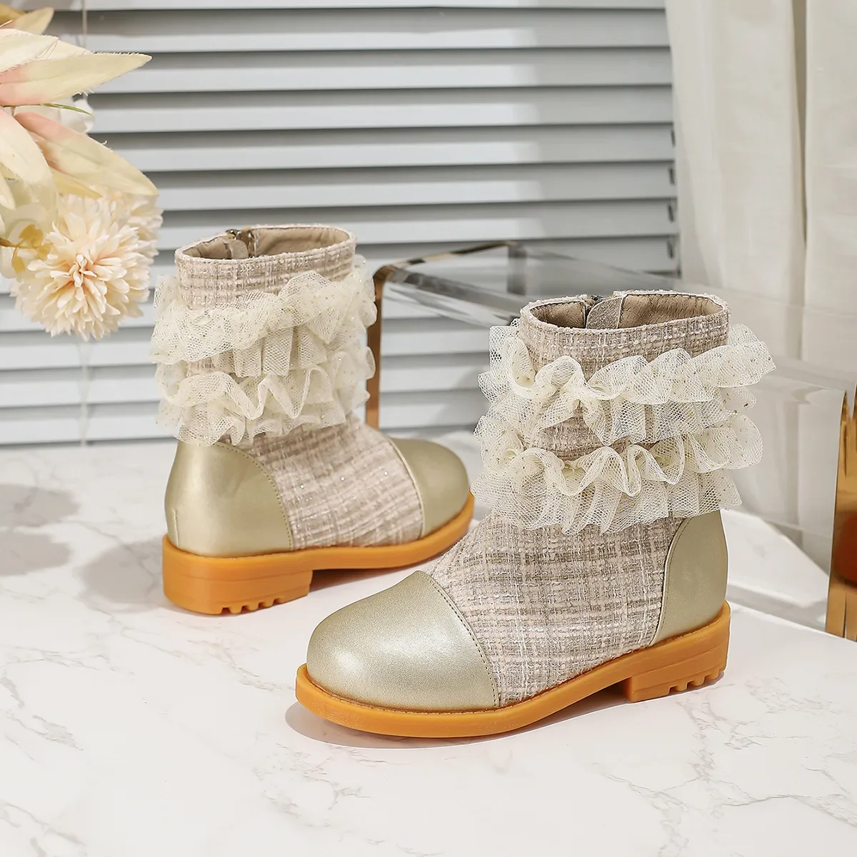 

Retro Casual Girls' Short Boots Soft Soles Anti Slip Children's Princess Shoes Autumn New Fashion Mesh Lace Kid's Leather Boots