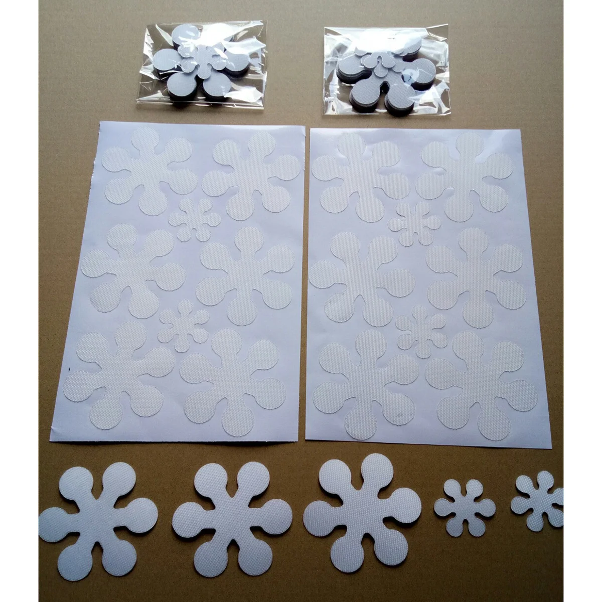 

8pcs Anti-Slip Mat For Bathtub Smooth Surface Soft Safety Stickers Shower Floor Kitchen Bathroom Pool Balcony Use Tape Discs