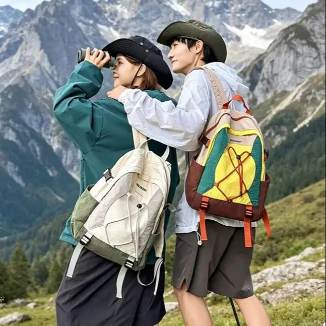 CLAREGQI Tas Ransel Hiking Warna-Warni, Ransel Outdoor Ringan Tahan Air, Tas Harian Kasual untuk Perjalanan, Berkemah, Sekolah
