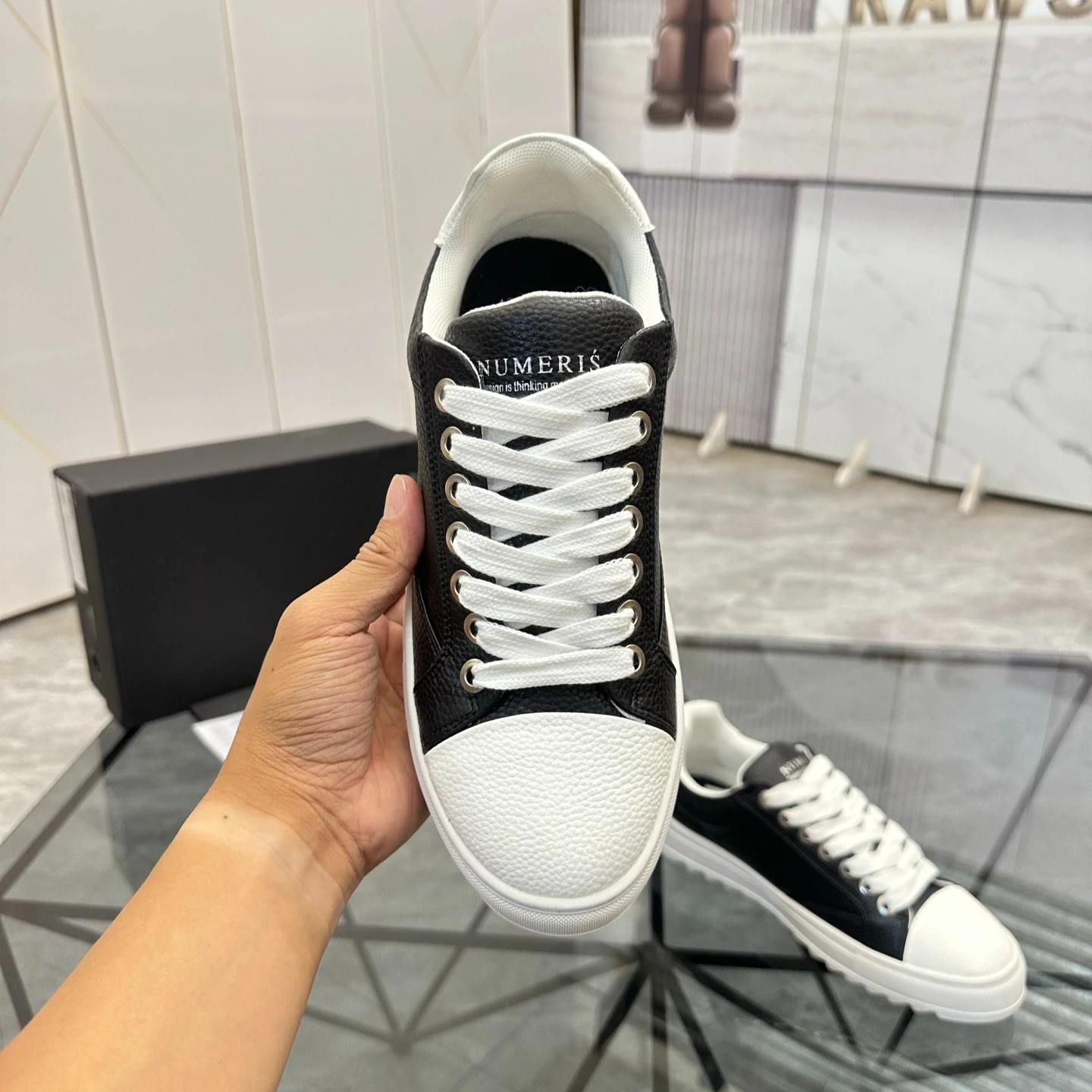 Hot-selling Lychee-patterned Leather Casual Sneakers Serrated Platform Low-top Casual Shoes Versatile Lace-up Sneakers Unisex