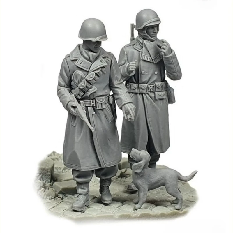 

Масштаб 1/35, литая под давлением фигурка из смолы, набор моделей пехоты США времен Второй мировой войны, 2 фигурки и собака в разобранном виде и неокрашенная