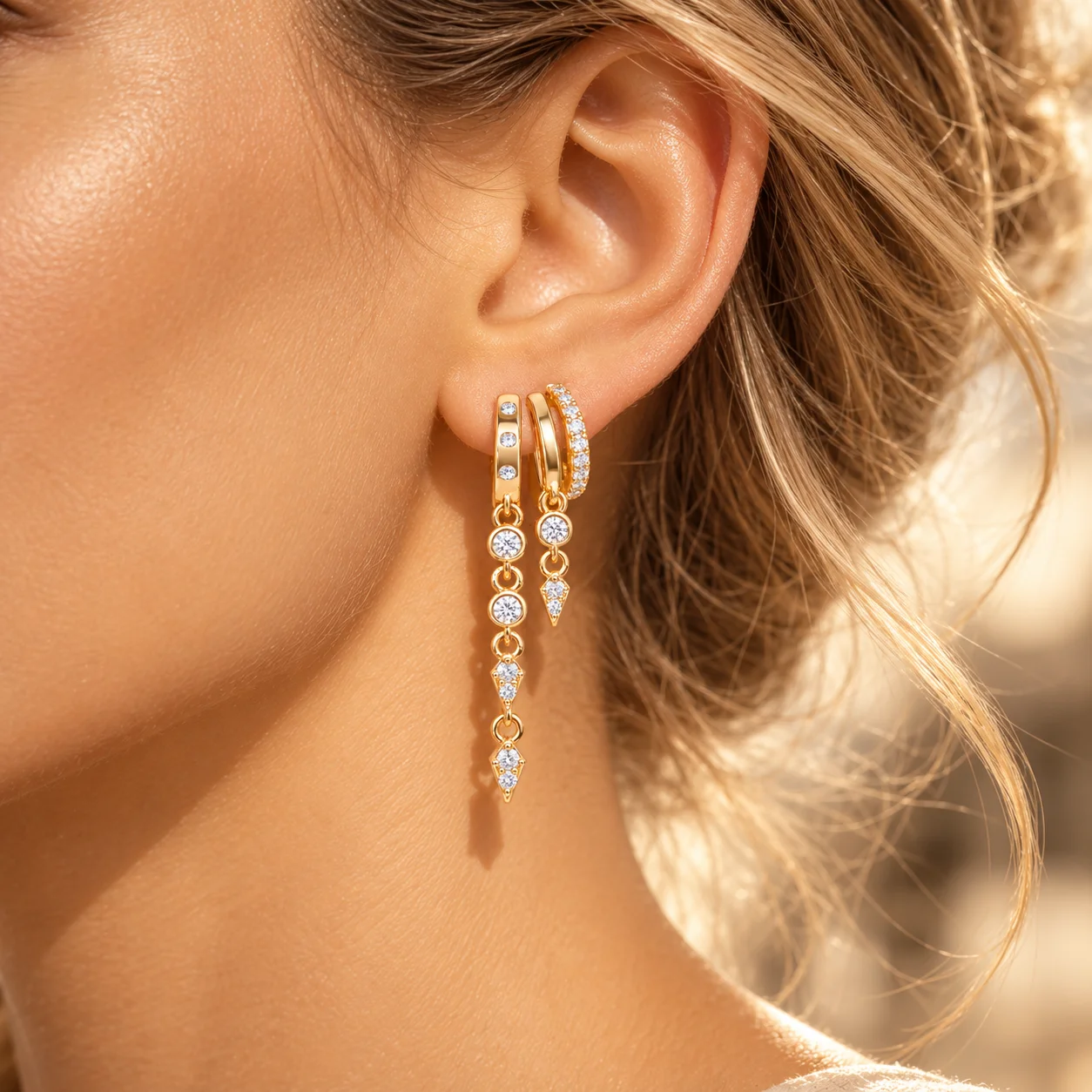 Moonmory Original Design Luxus-Birnen-Ohrringe für Damen mit Messing, 14K vergoldet, dreifache zarte Tropfen-Ketten-Ohrstecker – Detail 3