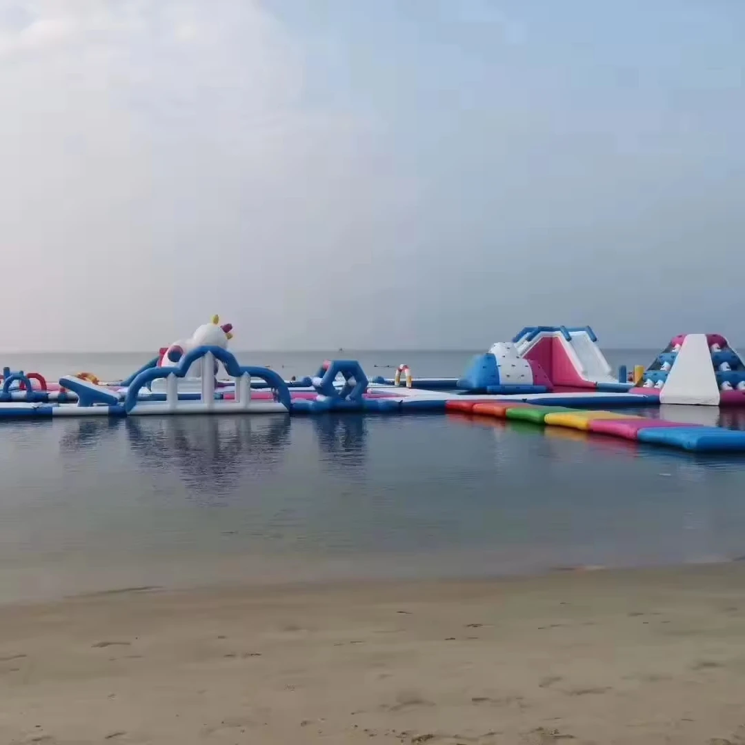 Large customized inflatable floating park, inflatable water obstacle recreation equipment