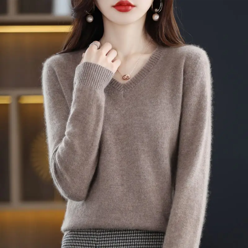 

Knitted Sweater Women 2024 Autumn and Winter New V-neck Loose Pullover Long Sleeve Velvet Solid Knit Bottom Shirt Sweater LJ474