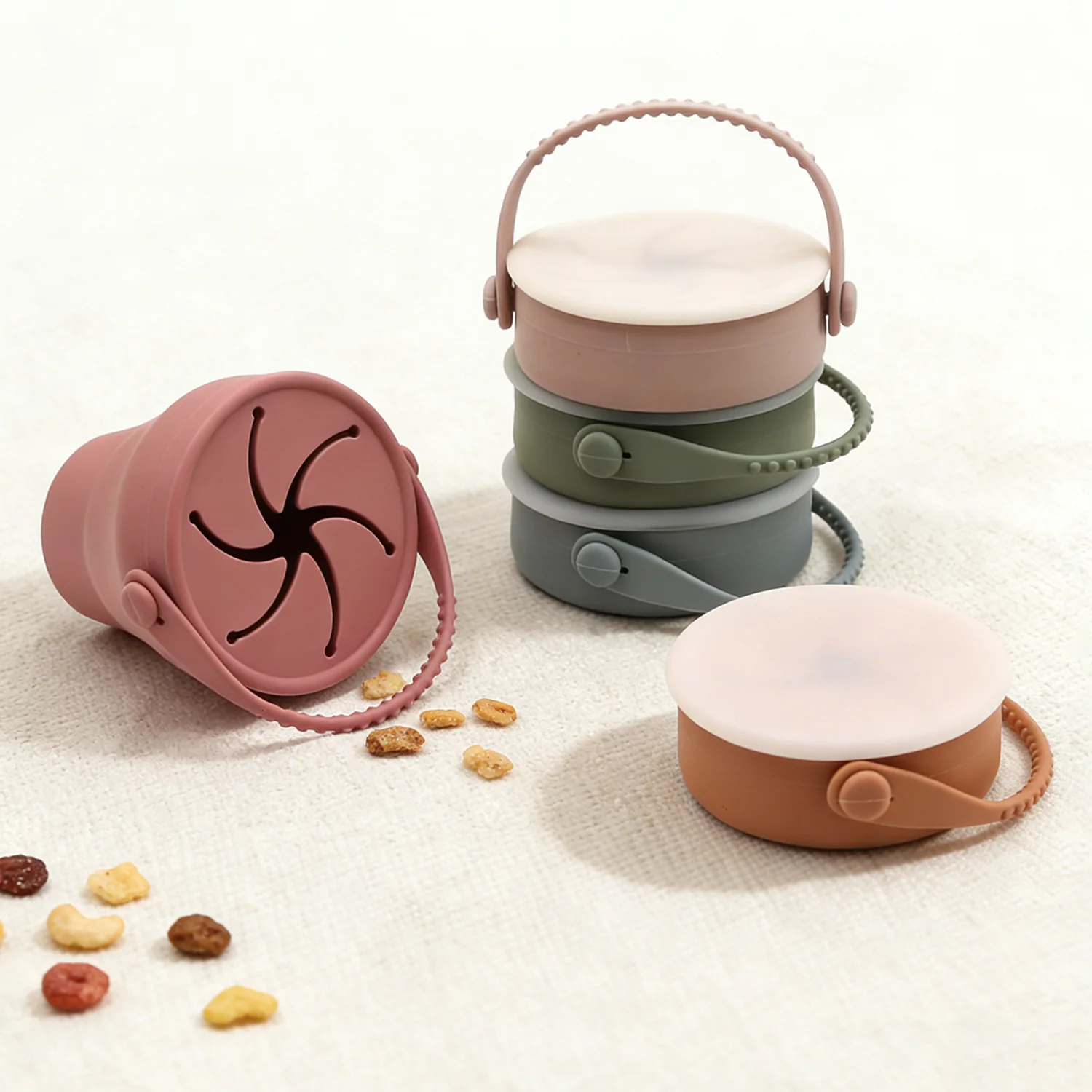 Baby Silicone Snack Cup Baby Portable Baby Snack Box Feeding Trianing Bebe Food Storage Soft Silicone Snack Box Boys Girls Gifts