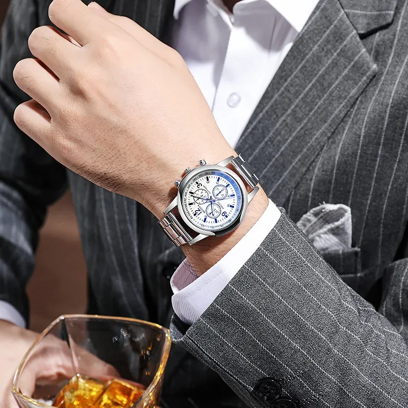 Nieuwe mode business casual quartz sporthorloge voor heren trend topmerk luxe roestvrijstalen herenhorloge klokgeschenken