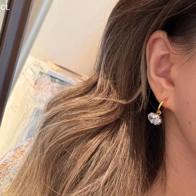 Fresh Elegant Simple High End Fashion Oval Zircon Diamond Pendant Earrings Retro Minimalist Diamond Ear Buckle For Women Jewelr