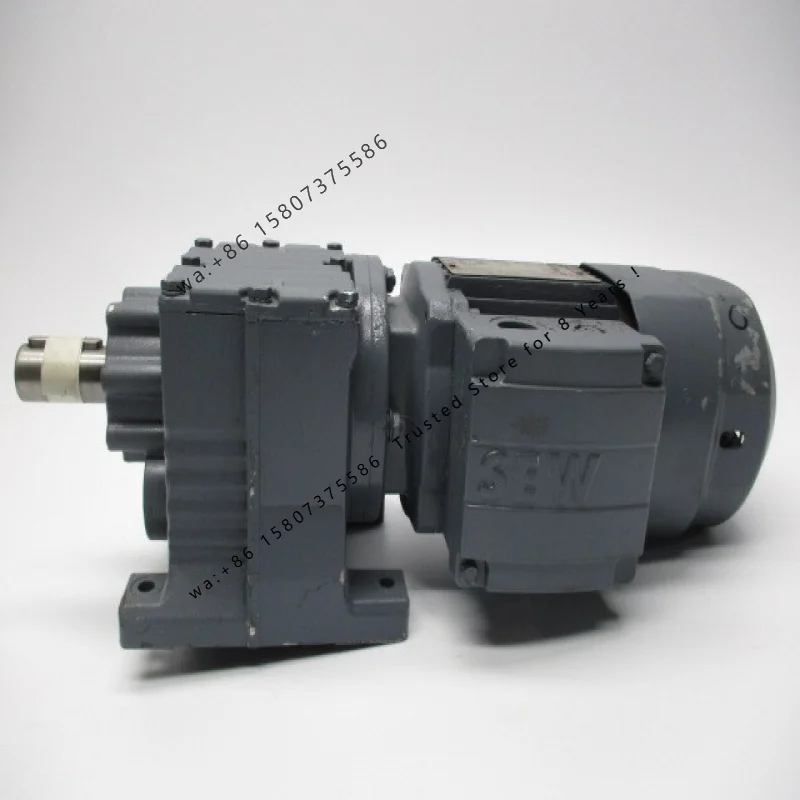Brand New PLC SR27DR63L4 Unbeatable Value