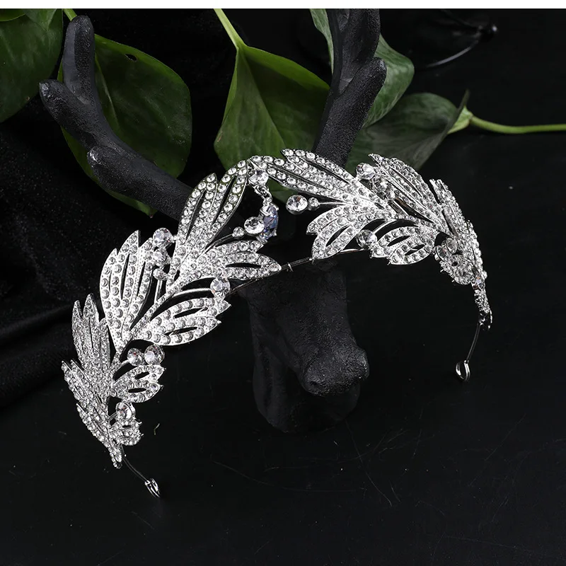 

Luxury Crown Crystal Leaf Bridal Tiaras Rhinestone Diadem Pageant Crowns Bride Headband Wedding Hair Accessories Novia