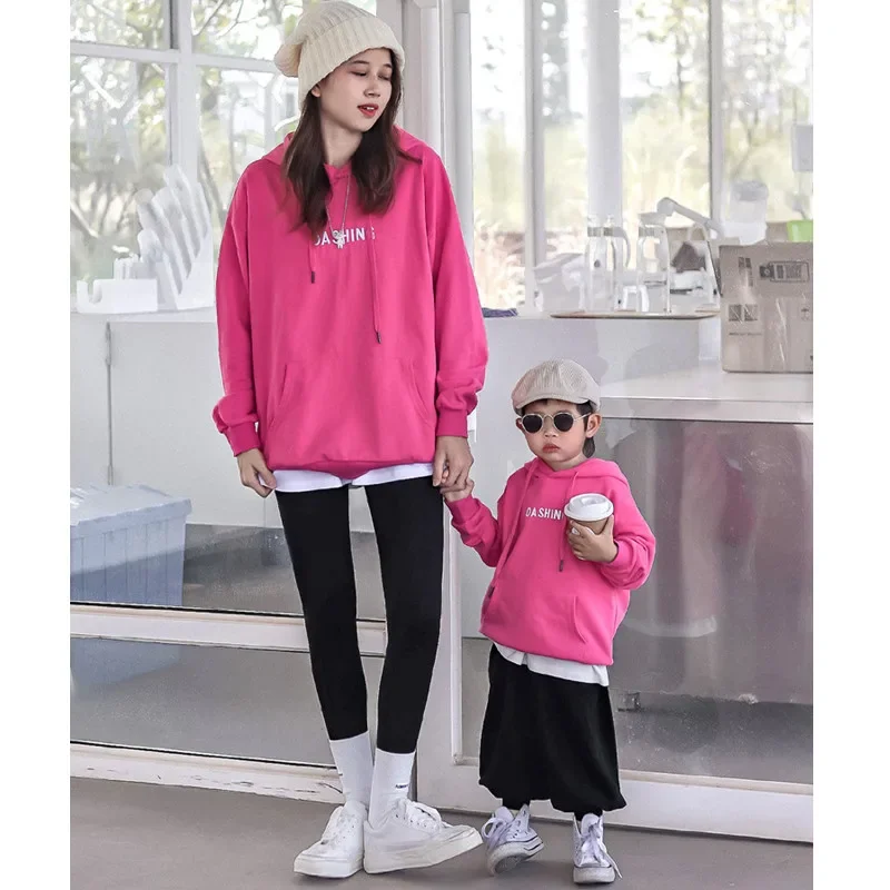 Mommy And Daughter Matching Hoodies For Family Clothes 2025 Winter Children's Wear Women Hoodies Dad Mom Son Baby Sweatshirt Top