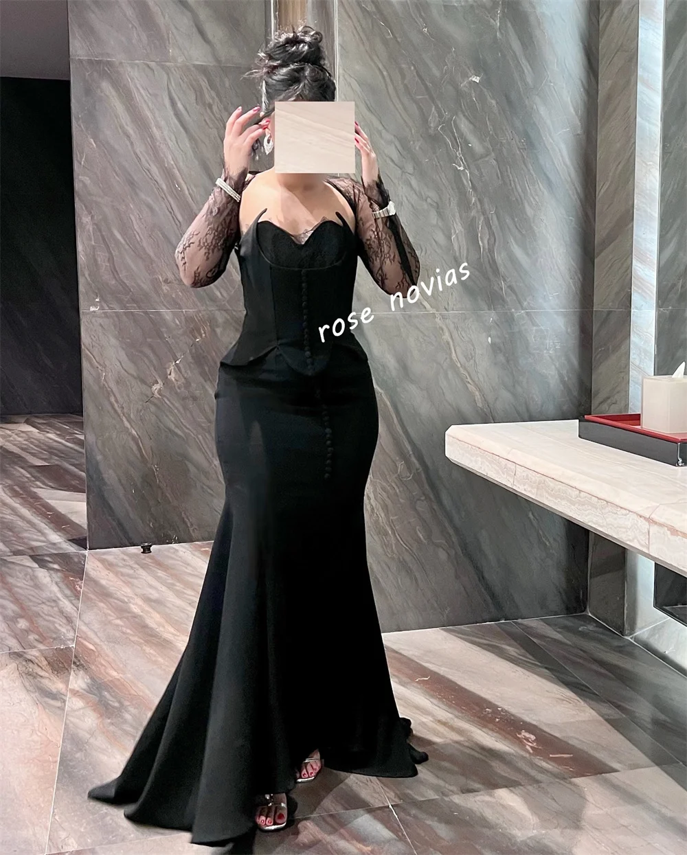 تخصيص جيرسي الطية الدانتيل الساحرة خارج على الكتف البوق فساتين طويلة مناسبة مخصصة مساء اللباس حزب أنيق