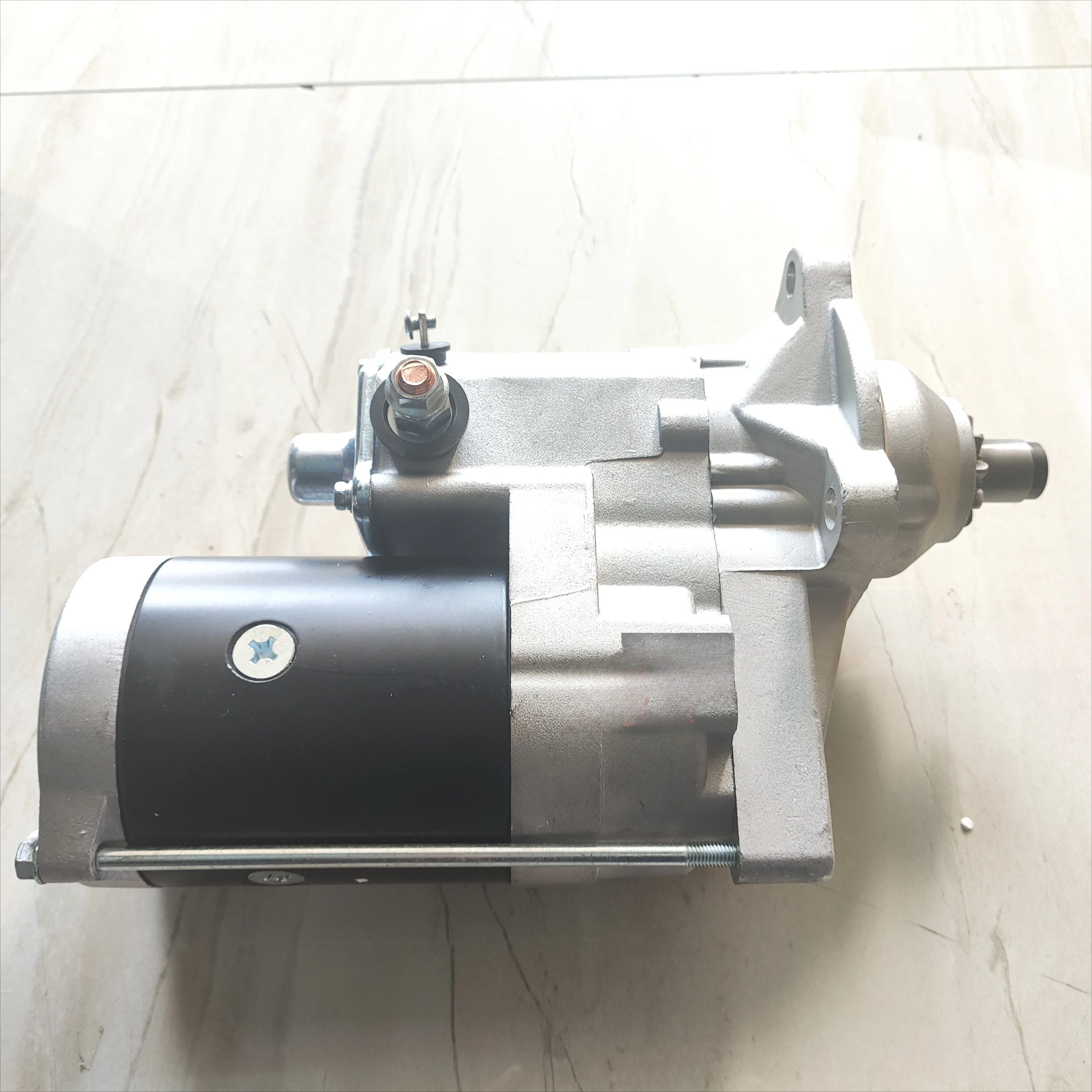 Engineering Machinery Parts D41E D41P D41PF PC200 PC220 Hot Selling Hydraulic Piston Pump 600-863-5110 Starter Motor Assembly