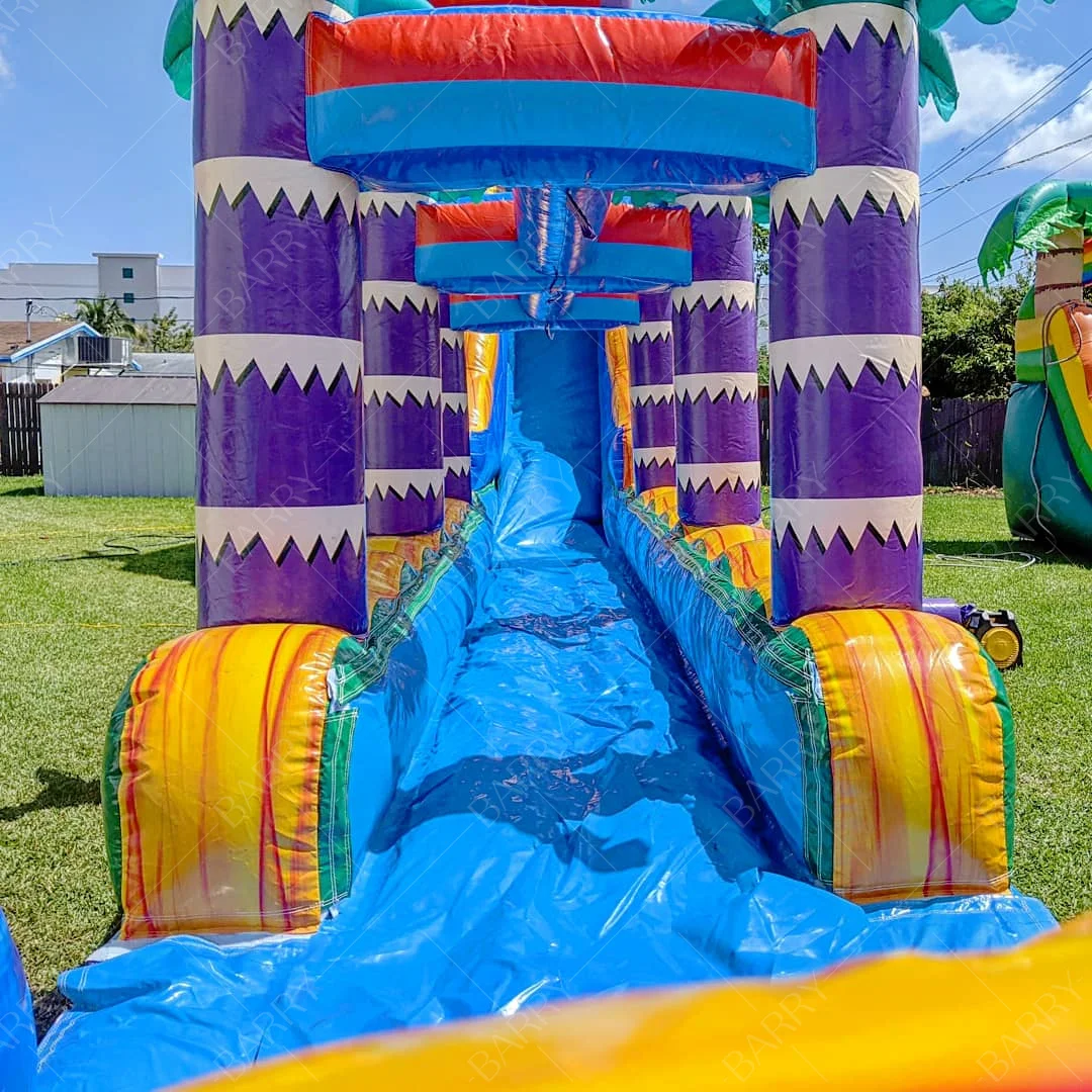 ผู้ผลิตสไลเดอร์น้ำขนาดใหญ่แบบกำหนดเองใหม่ สไลเดอร์น้ำเป่าลมธีมป่าเชิงพาณิชย์พร้อมสระน้ำสำหรับเด็ก