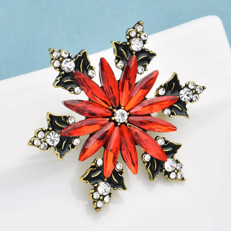 Immagine 6: Wuli&baby Spille con fiocco di neve rosso per donna Strass unisex Bellezza Natale Capodanno Fiore Spilla per feste Regali