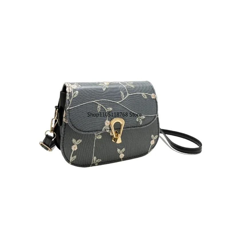 

Женская маленькая сумка через плечо с цветочной вышивкой и клапаном, легкие сумки на плечо с длинным ремешком