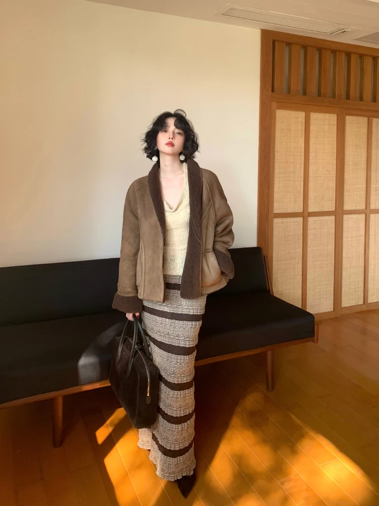 

Куртка из искусственной замши с воротником, ароматизированная карамельным латте, в винтажном стиле, женская верхняя одежда, экологичная мода из Китая