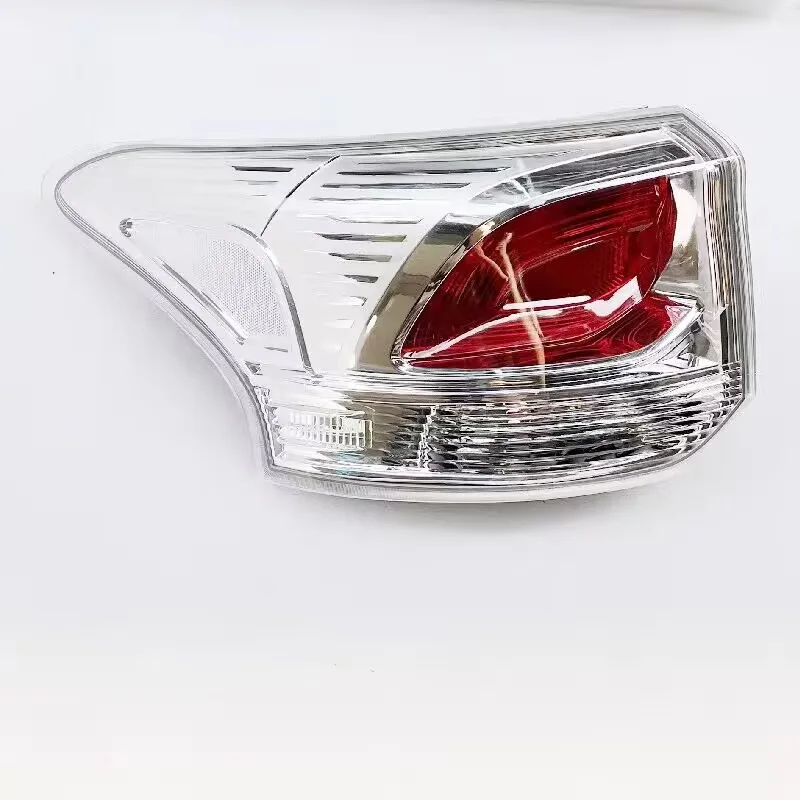

Auto parts High quality Rear Tail Light Stop Brake Without Bulbs For Mitsubishi Outlander 2013 - 2015 OEM: 8330A787 8330A788