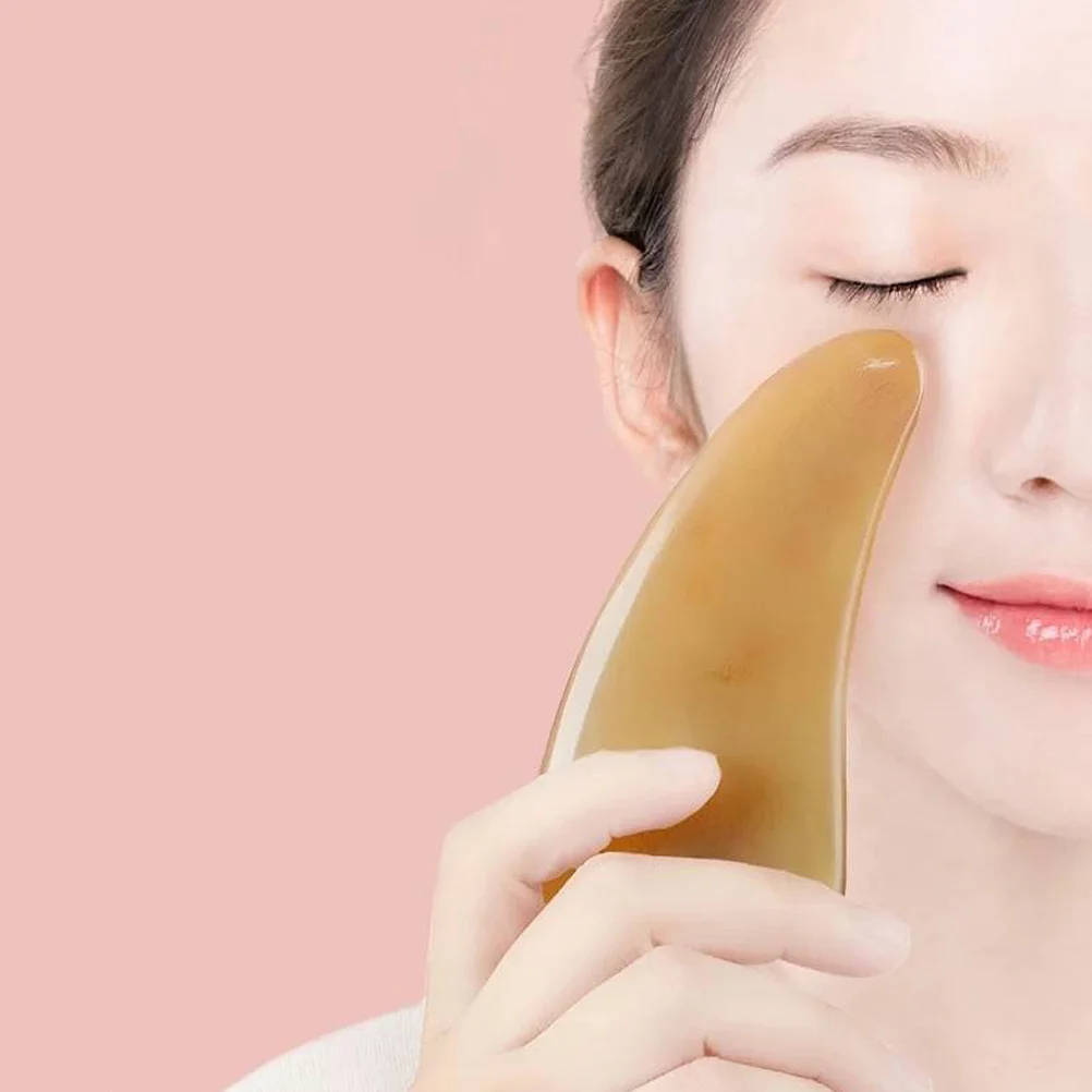 2 pezzi di corno di pecora naturale piastra raschiante per il viso strumento di massaggio portatile promuove la circolazione dell'elasticità della pelle