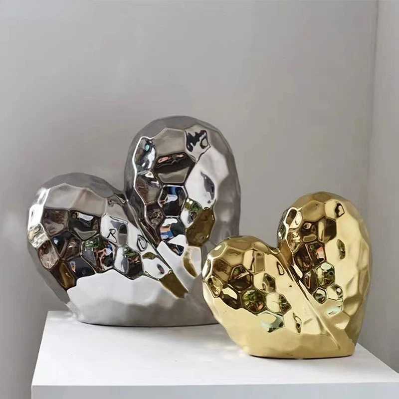 Ceramic Statue Gold Plated Heart Shape Crafts Ornaments Desk Decoration Golden Sculpture Home Decor  Decorative Figurines