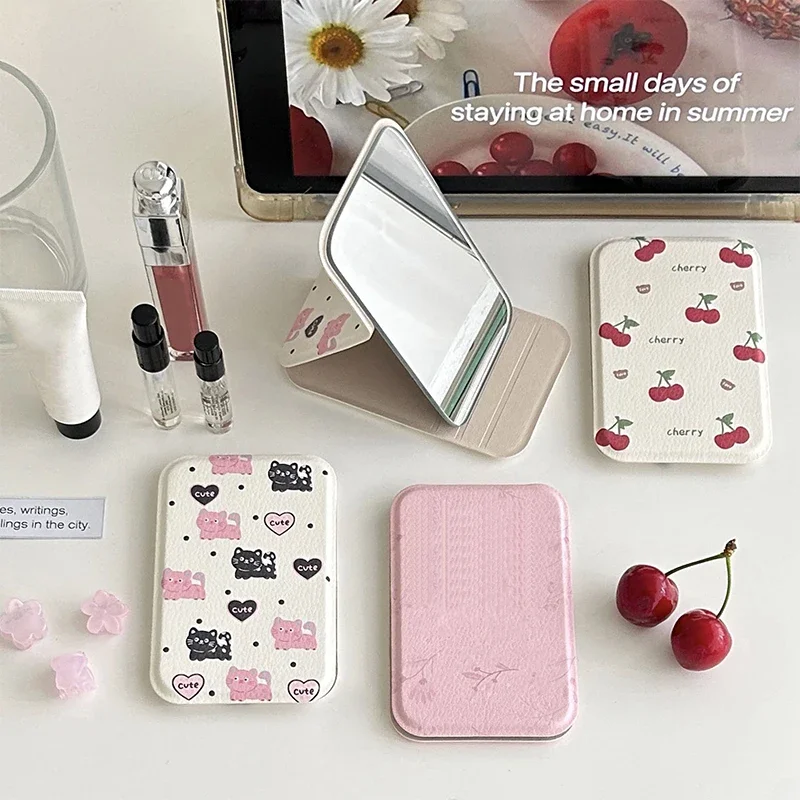 Praktischer, süßer, kompakter, tragbarer kleiner Spiegel für Studenten, Mini-Make-up-Spiegel, faltbarer Desktop-Taschenspiegel zum Tragen, tragbar