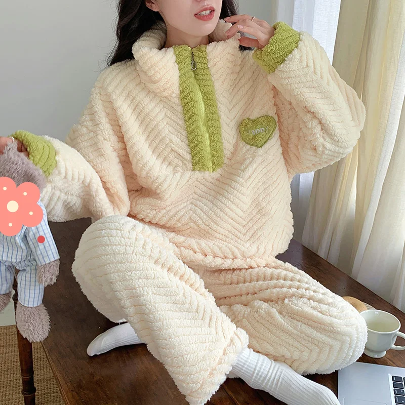 

coral fleece Women's pajamas winter sweet thicken Comfortable Sleepwear fleece-lined long sleeves pants Pajama Set homewear suit