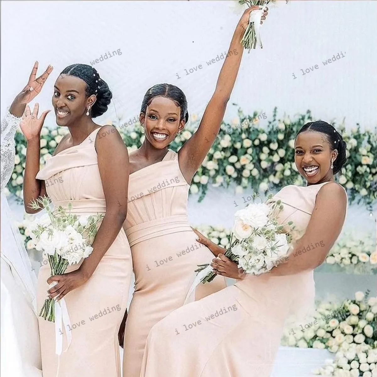 فساتين وصيفة العروس 2025 فستان حفلات الزفاف الوردي عاري للمرأة Gueset كتف واحد حورية البحر الساتان بدون أكمام أنيق مخصص