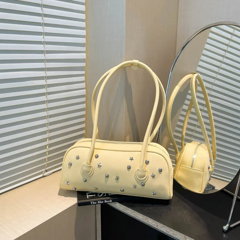 

2025 Niche Studded Tote Bag, Underarm for Commute Premium Bucket Shoulder Bag Spacious with Studs