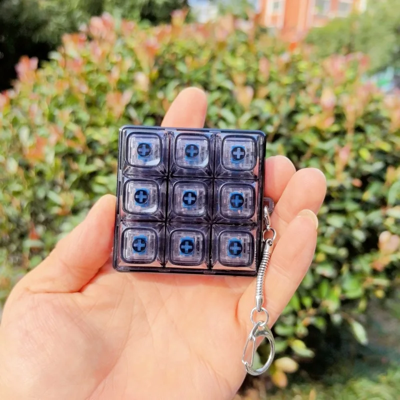 9 teclas botón Keycap Fidget llavero dedo teclado tapas juguete DIY teclado Clicker juguete para adultos para aliviar el estrés pasar el tiempo