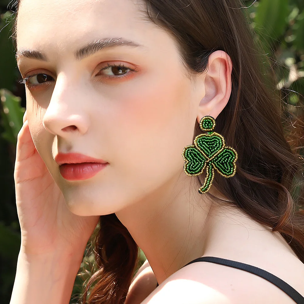 

Premium Heart-Shaped Earrings for Women Durable Metal Beads Handmade Festival Party Shamrock Ear Ornament Delicate Jewelry Decor