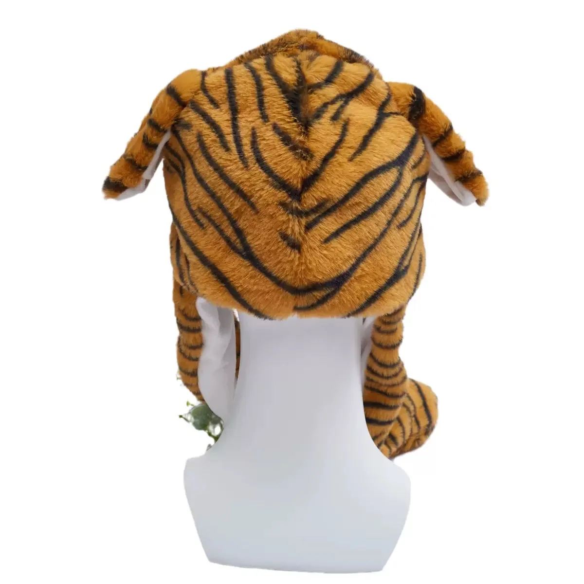 Plush Ear-Protecting Hat, a Tiger Plush Hat with Moving Ears, Thickened for Warmth + Quirky Design, Perfect for Parties / Everyday Birthday Parties / Christmas Events, Effortlessly Creating a Cute Look