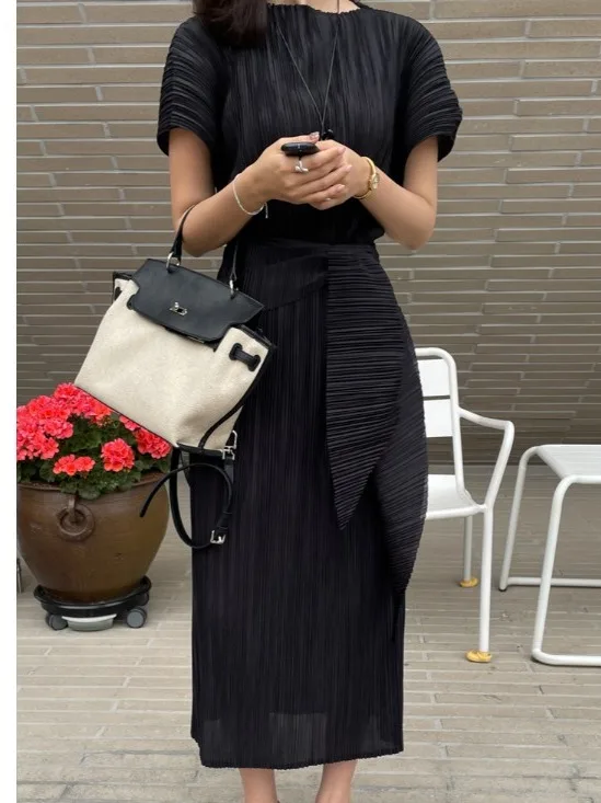 Elegant Chic Fashion Minimalist Draped Loose Slimming Short Sleeve Pleated Dress Two Piece Set Women City Walk Spring Summer ...