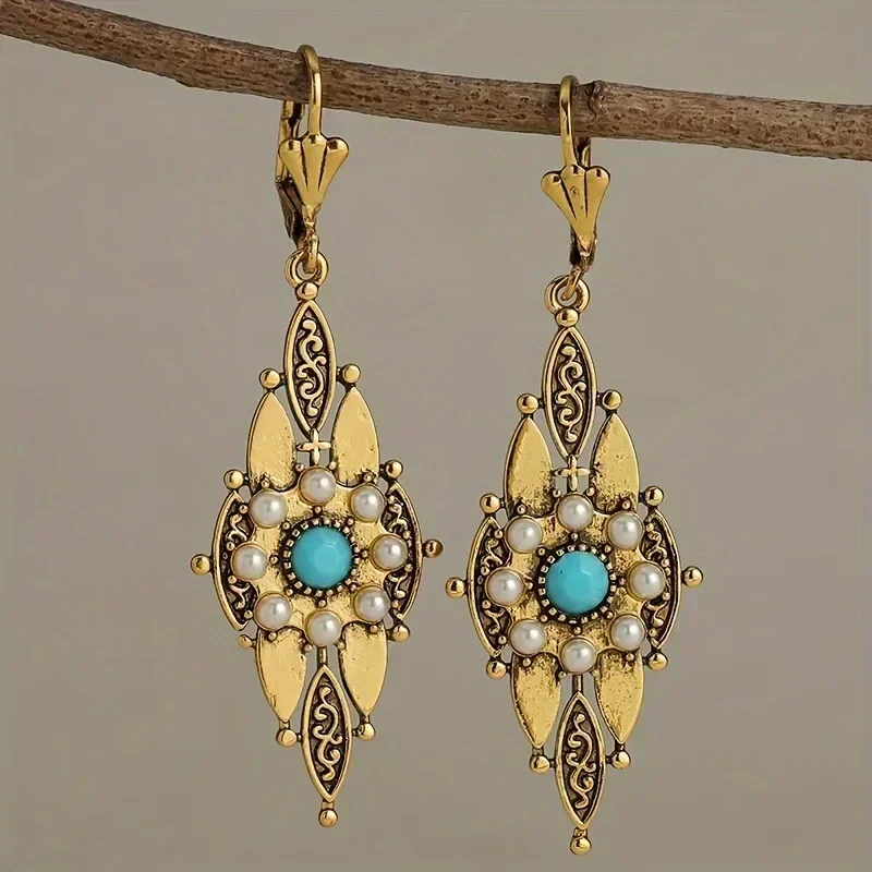 Vintage Court Style Gold Color Long Dangling Earrings Female Creative Eyes Flowers Stars Moon Design Jewelry Accessories